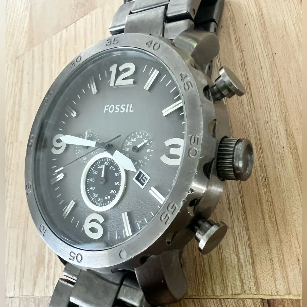 Fossil brand model